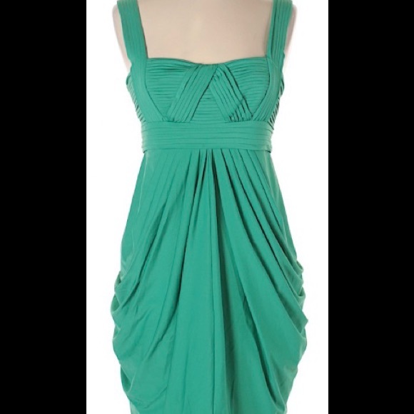 bcbg emerald green dress BCBG Size 12 Green Silk Mixed Fabrics Halter Mid Calf Dress – Sui Generis  Designer Consignment main image 0